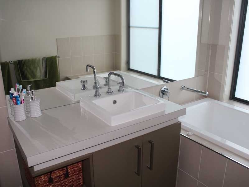 25 Phar Lap Parade, Karalee QLD 4306