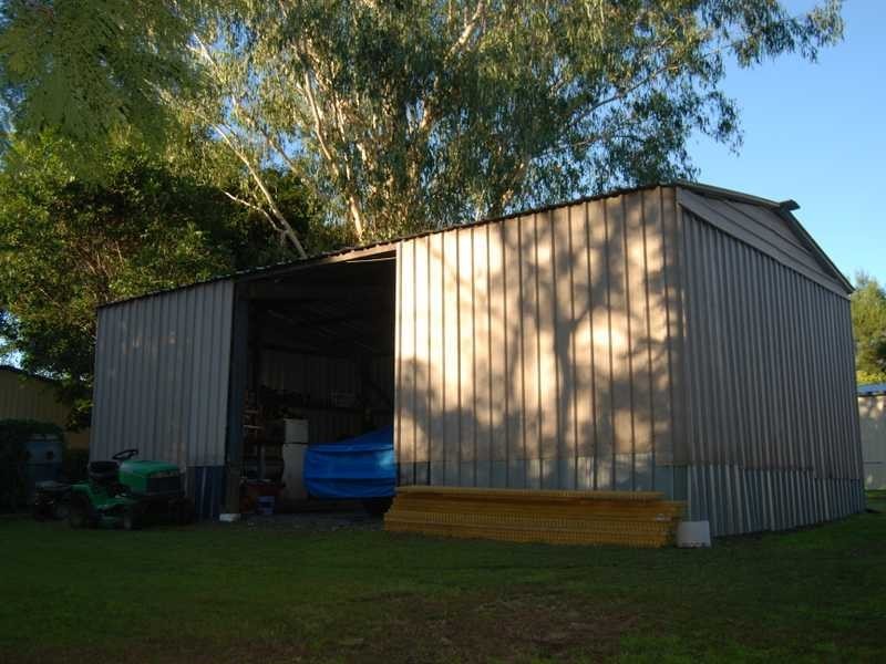 23 Vale Street, Bundamba QLD 4304