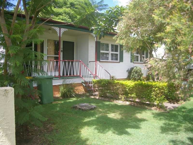 25 Trumpy Street, Silkstone QLD 4304