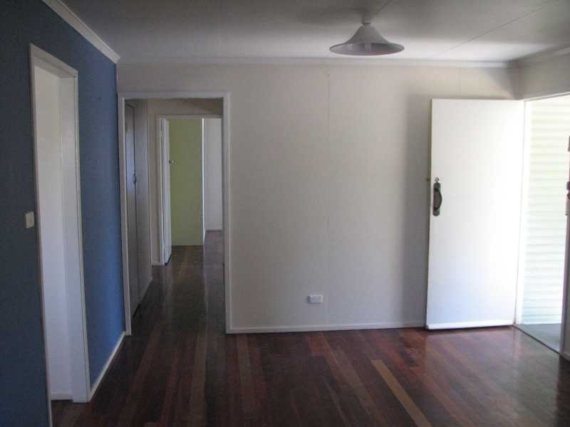 22 Mornington Crescent, One Mile QLD 4305