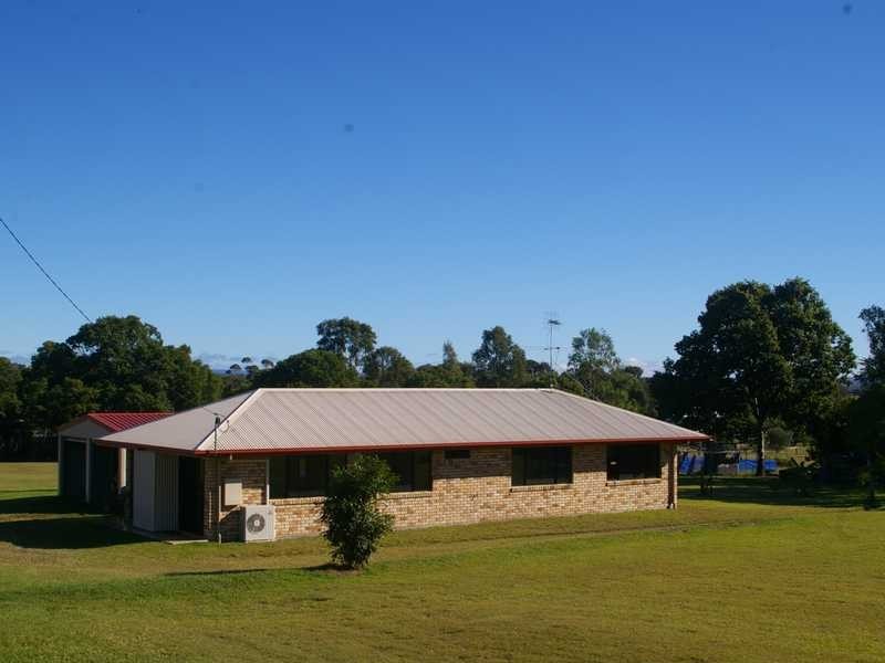 6 Bauer Street, Lowood QLD 4311