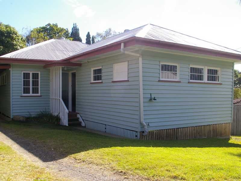 10 Slack Street, North Booval QLD 4304