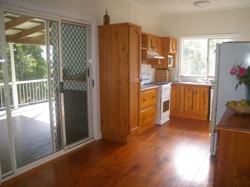 10 Slack Street, North Booval QLD 4304