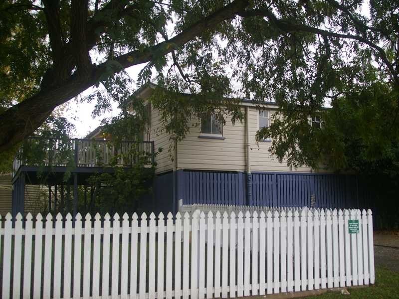 19 Kendall Street, East Ipswich QLD 4305