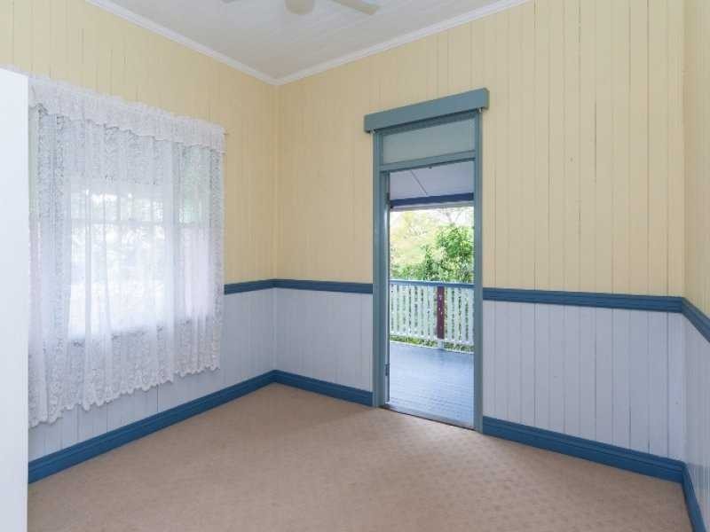 19 Kendall Street, East Ipswich QLD 4305