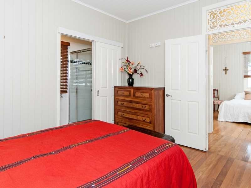 16 Murphy Street, Ipswich QLD 4305