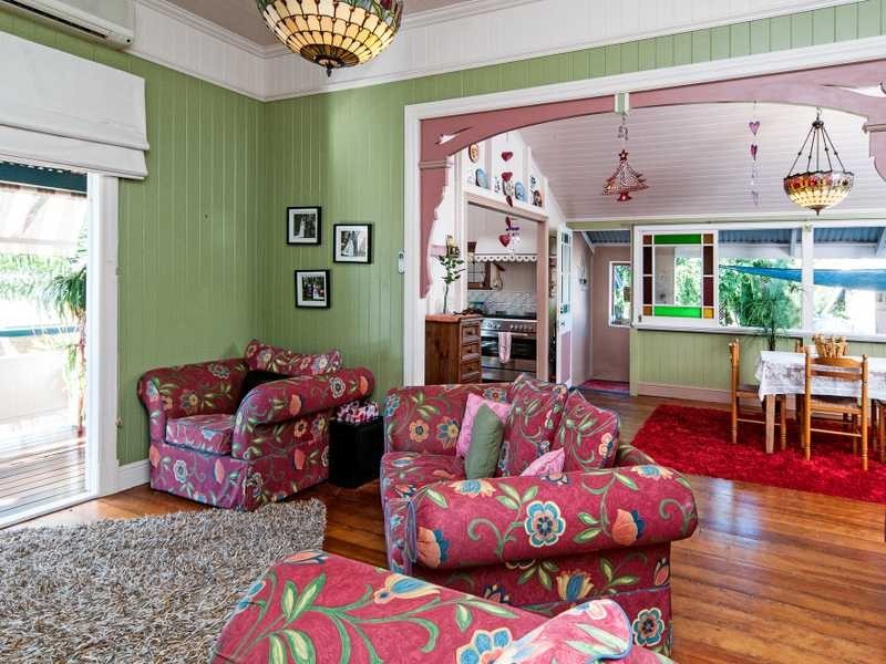 85 Glebe Road, Silkstone QLD 4304