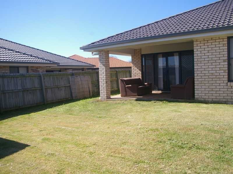 12 Dewhurst Crescent, Raceview QLD 4305