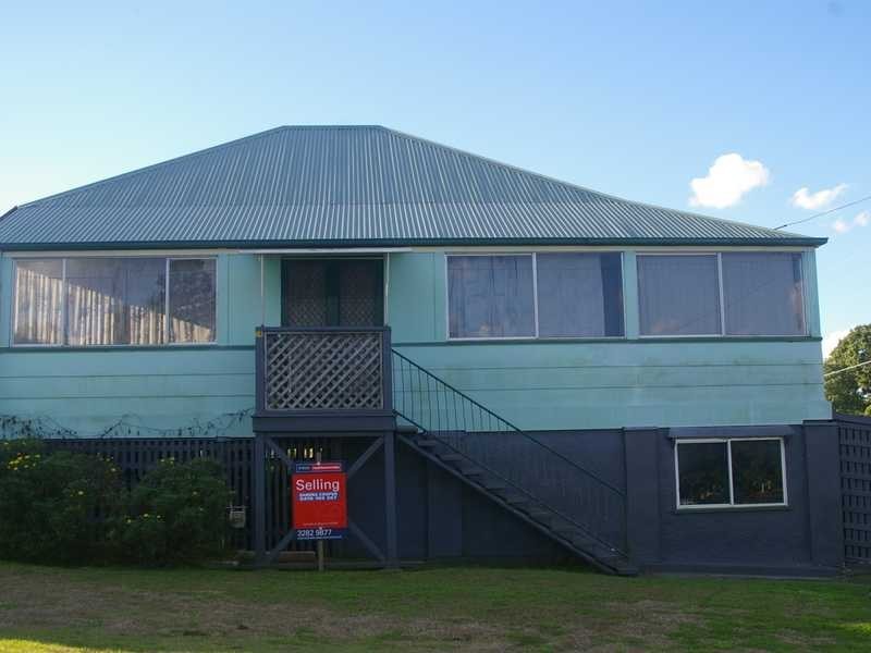 14 Sinclair Street, Newtown QLD 4305