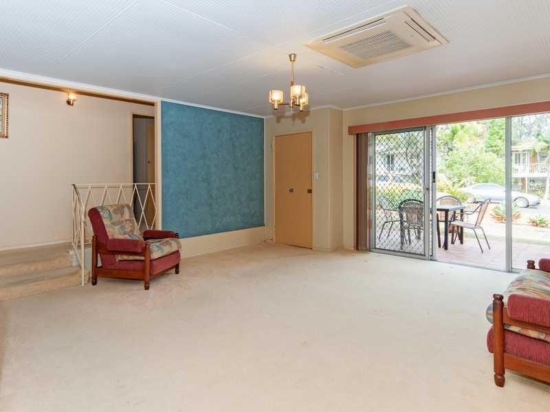 27 Gilmore Street, Leichhardt QLD 4305