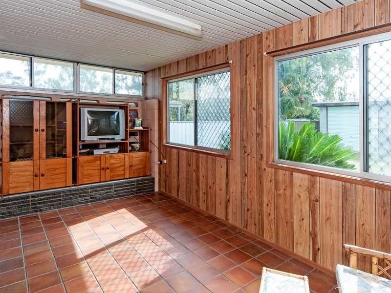 27 Gilmore Street, Leichhardt QLD 4305