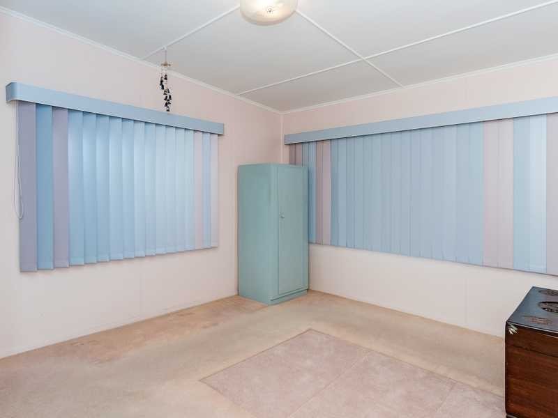 27 Gilmore Street, Leichhardt QLD 4305