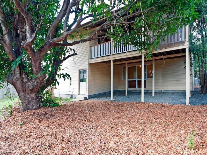 9a Queen Street, Newtown QLD 4305