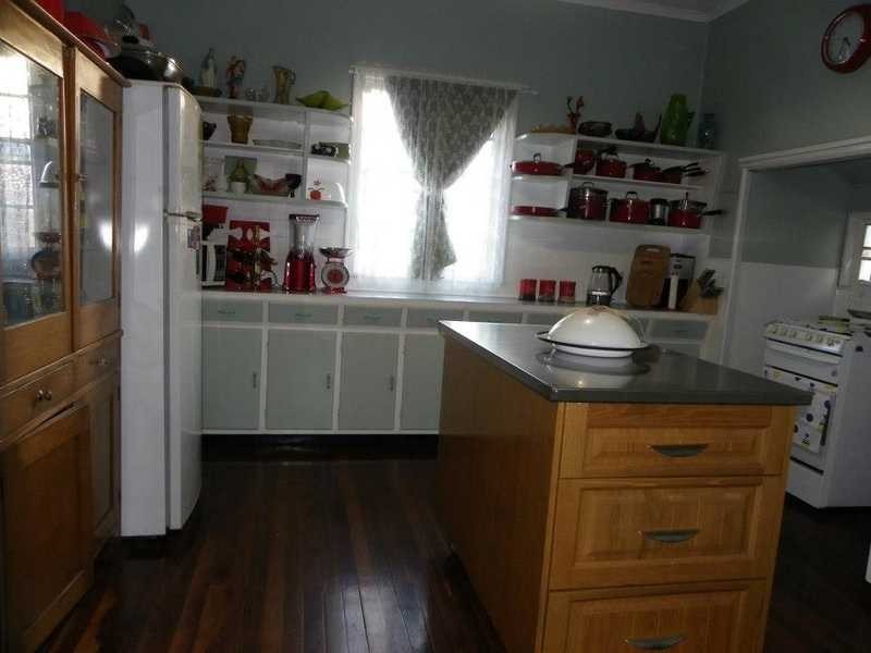 12 Wyndham Street, North Ipswich QLD 4305