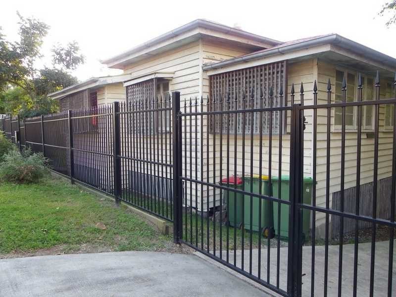 12 Wyndham Street, North Ipswich QLD 4305