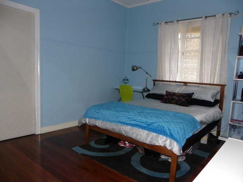 12 Wyndham Street, North Ipswich QLD 4305