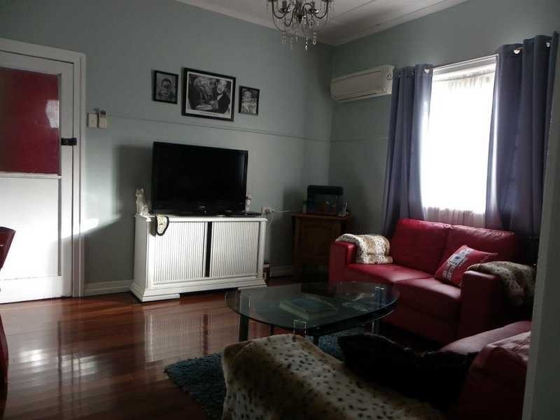 12 Wyndham Street, North Ipswich QLD 4305