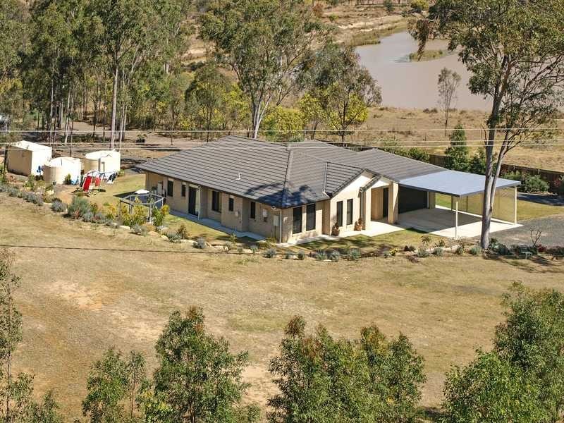 34 Edwards Road, Gatton QLD 4343
