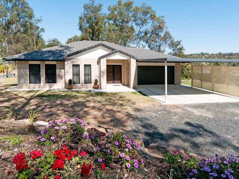 34 Edwards Road, Gatton QLD 4343