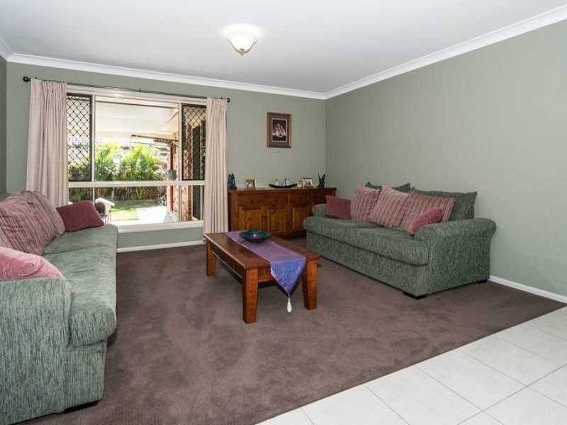 2 Lilley Terrace, Karalee QLD 4306