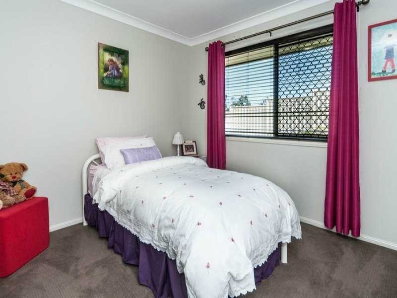 2 Lilley Terrace, Karalee QLD 4306