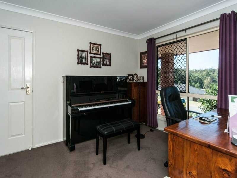 2 Lilley Terrace, Karalee QLD 4306