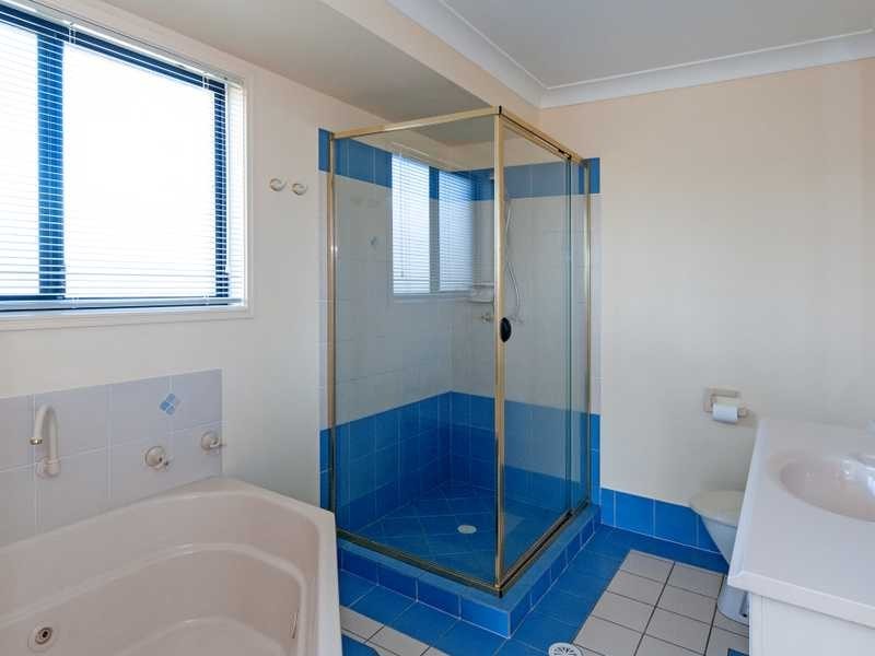 8 Graham Court, Hatton Vale QLD 4341