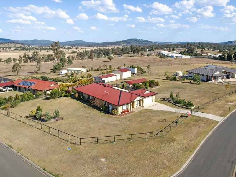 8 Graham Court, Hatton Vale QLD 4341
