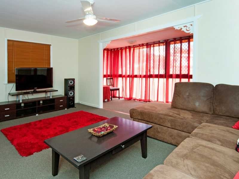 42 Leslie Street, East Ipswich QLD 4305