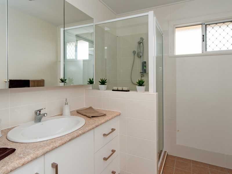 42 Leslie Street, East Ipswich QLD 4305