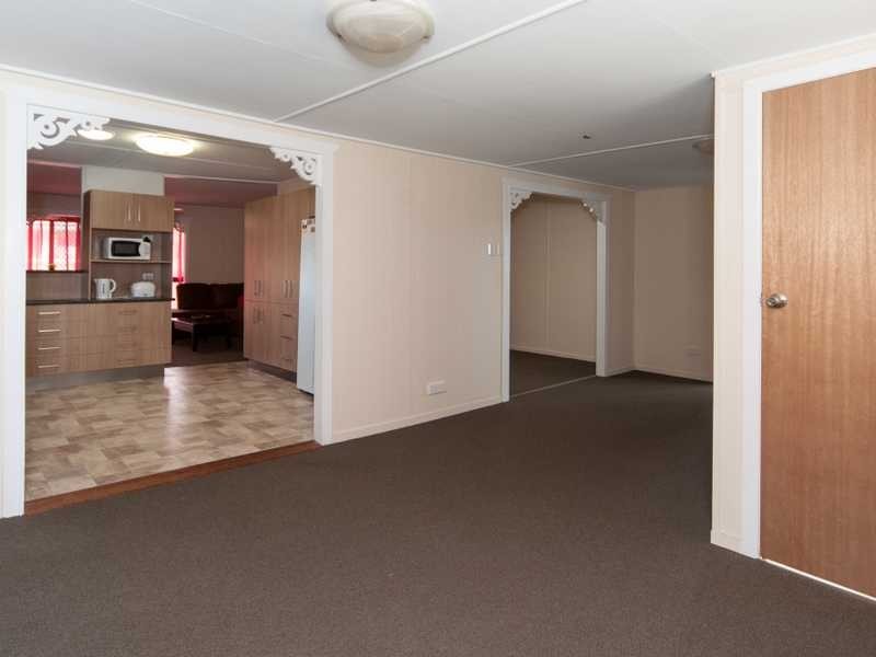 42 Leslie Street, East Ipswich QLD 4305