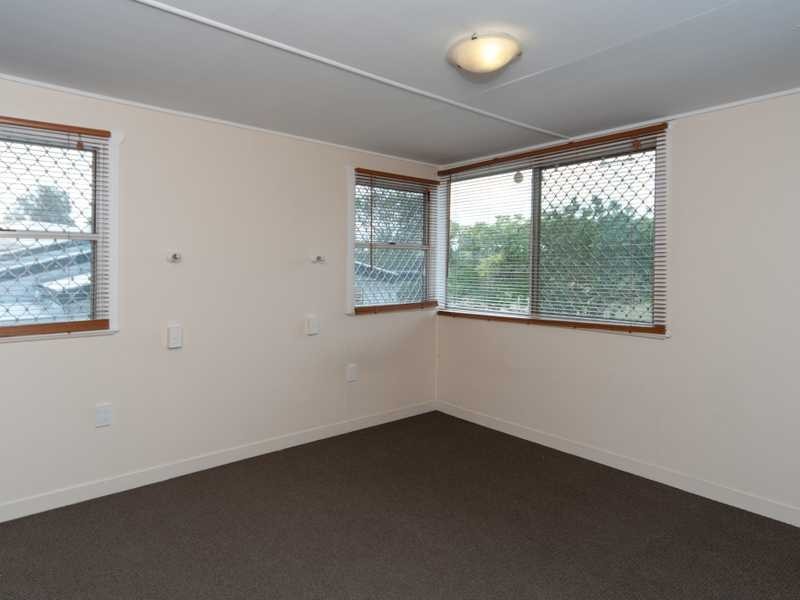 42 Leslie Street, East Ipswich QLD 4305