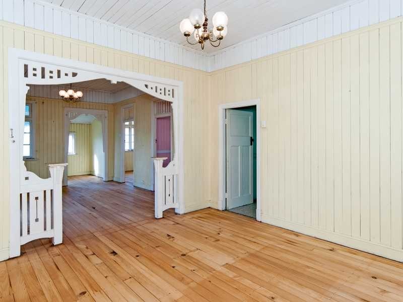 16 Fox Street, East Ipswich QLD 4305