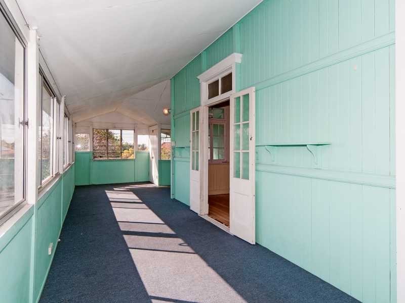 16 Fox Street, East Ipswich QLD 4305