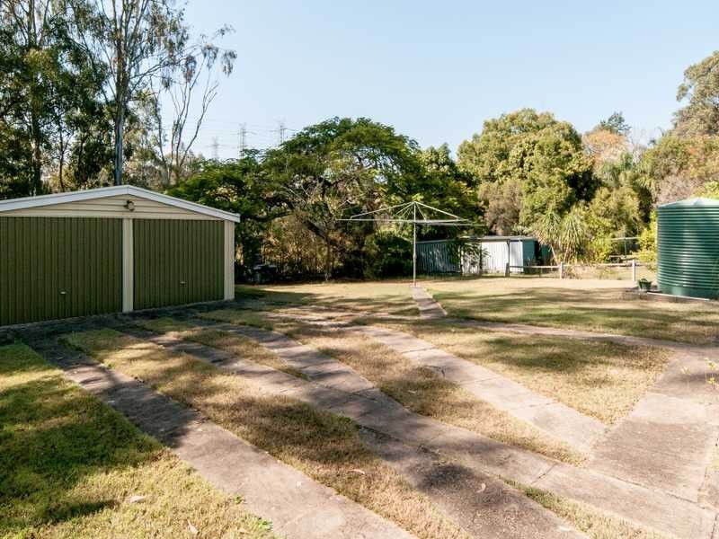 16 Robert Street, Ebbw Vale QLD 4304