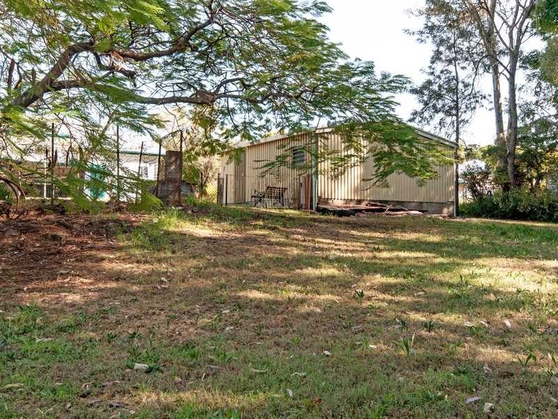 16 Robert Street, Ebbw Vale QLD 4304