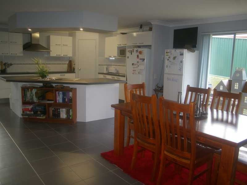 32 Palma Rosa Drive, Wulkuraka QLD 4305