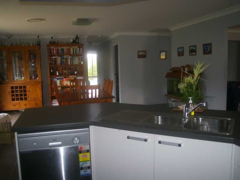 32 Palma Rosa Drive, Wulkuraka QLD 4305