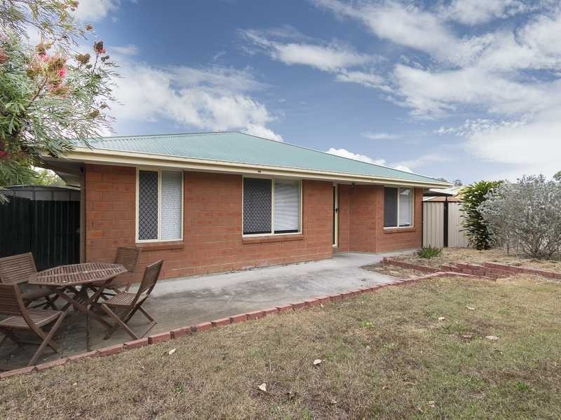4 Des Arts Place, Wulkuraka QLD 4305