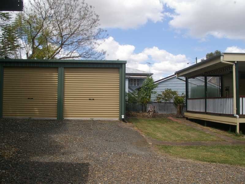 1 Spring Street, East Ipswich QLD 4305