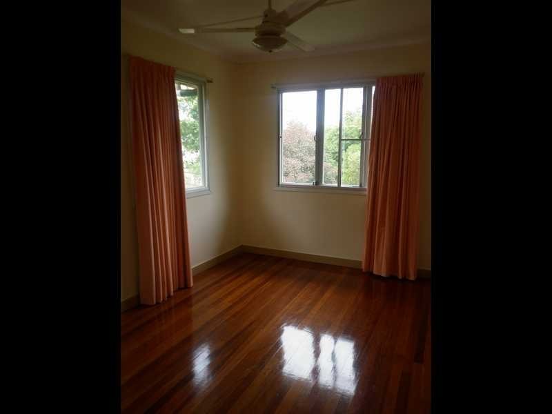 49 Avon Street, Leichhardt QLD 4305