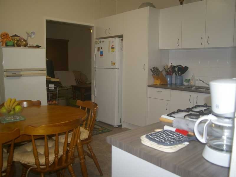 75 Bergin Street, North Booval QLD 4304