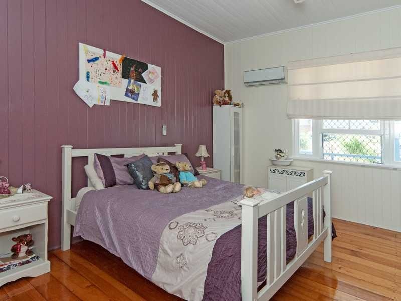 17 Pemberton Street, Booval QLD 4304