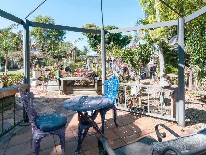 17 Pemberton Street, Booval QLD 4304