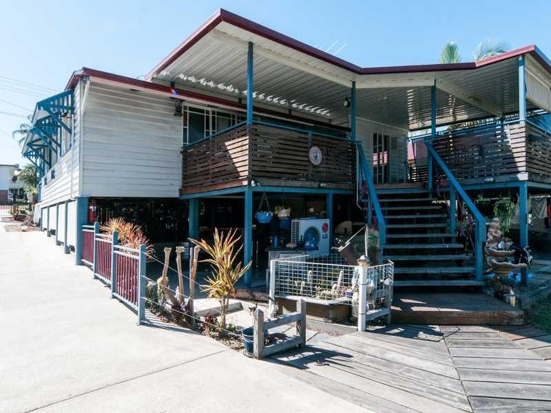 17 Pemberton Street, Booval QLD 4304