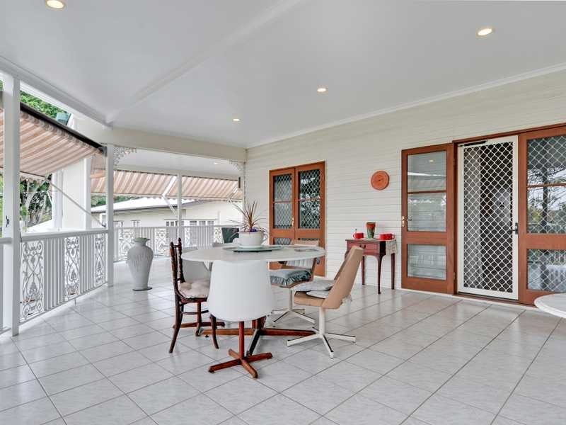 18 Tuggerah Street, North Booval QLD 4304