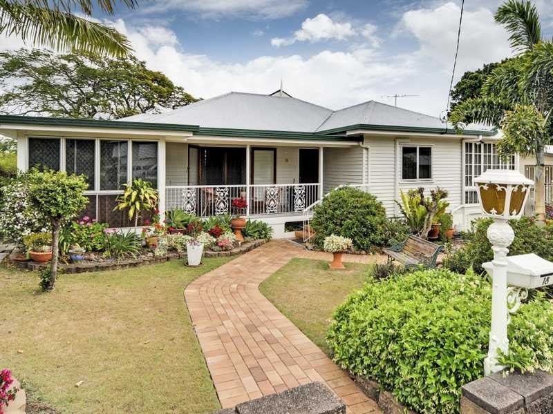 18 Tuggerah Street, North Booval QLD 4304