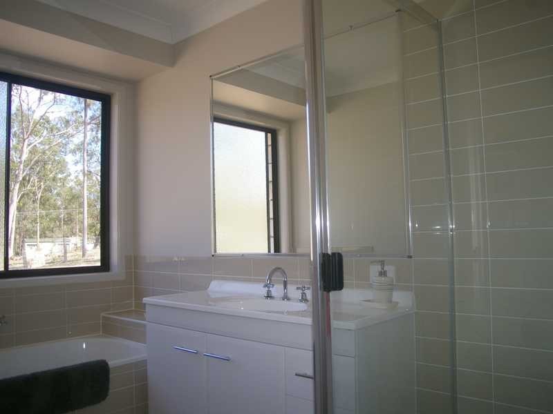 3 Huntingdale Drive, Regency Downs QLD 4341