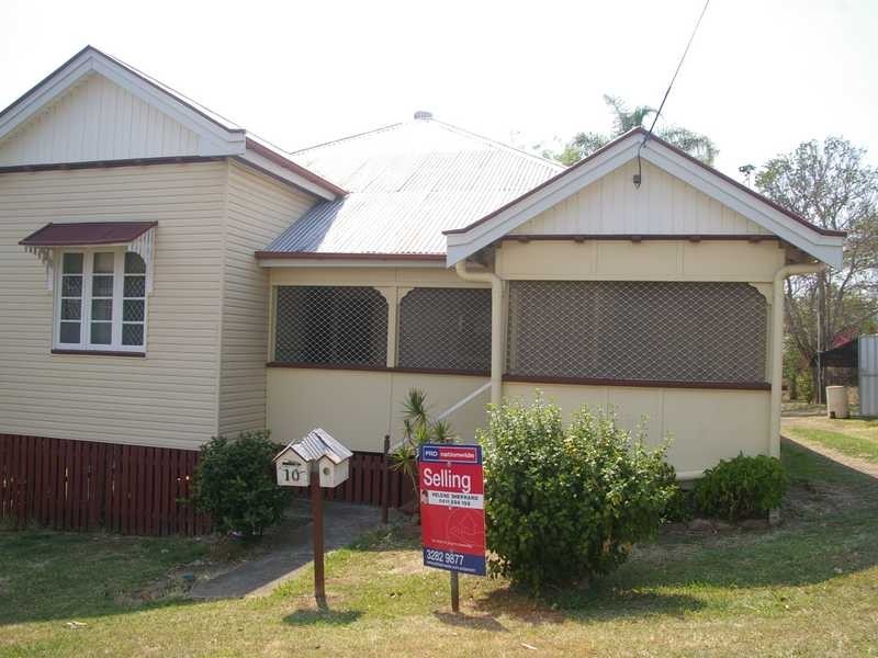 10 Church Street, Lowood QLD 4311