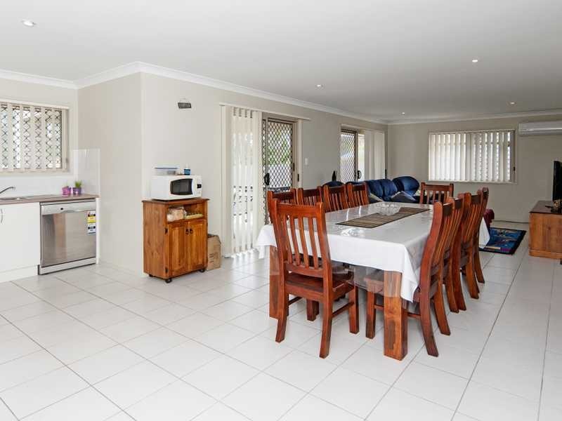 12 Armani Avenue, Wulkuraka QLD 4305
